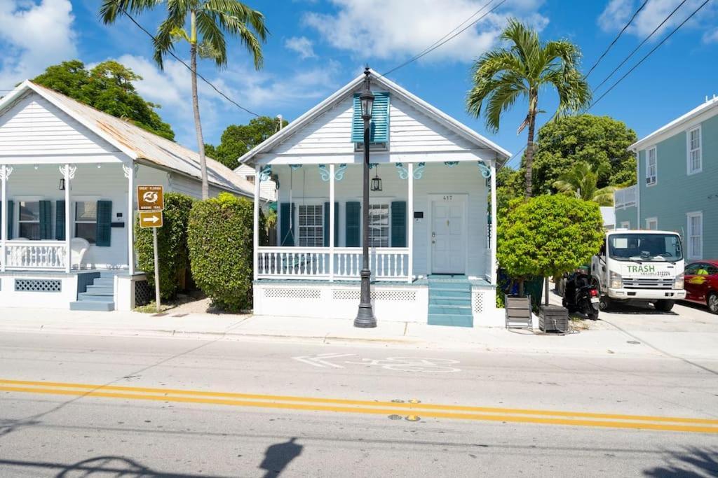 Just Steps To Duval- Sleeps 10- Heated Pool House Villa Key West Exterior photo