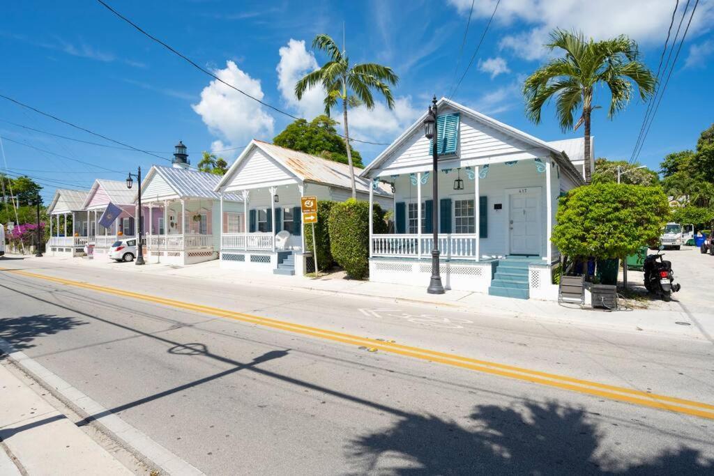 Just Steps To Duval- Sleeps 10- Heated Pool House Villa Key West Exterior photo