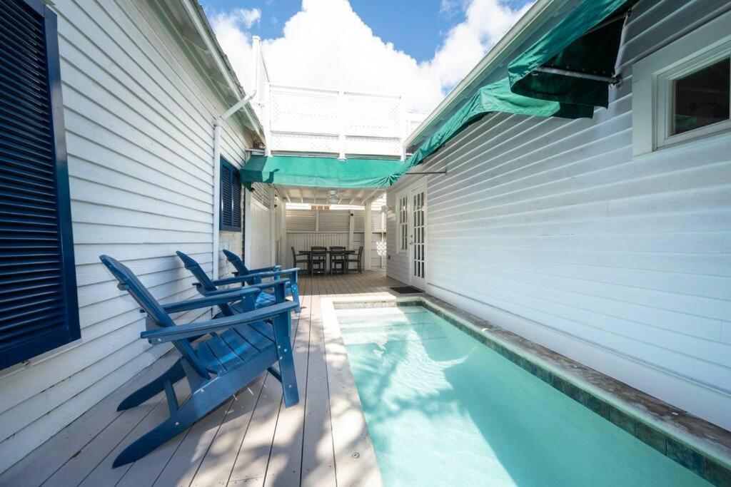 Just Steps To Duval- Sleeps 10- Heated Pool House Villa Key West Exterior photo